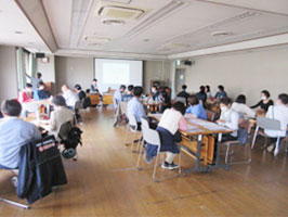 主任ケアマネジャー部会研修会に参加しました。